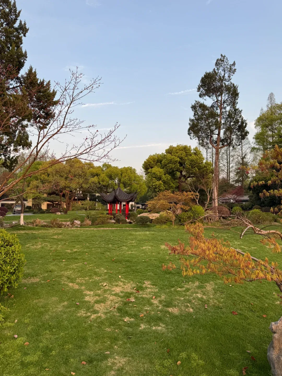 Field Notes: West Lake's Oriole in the Willows Hotel 6