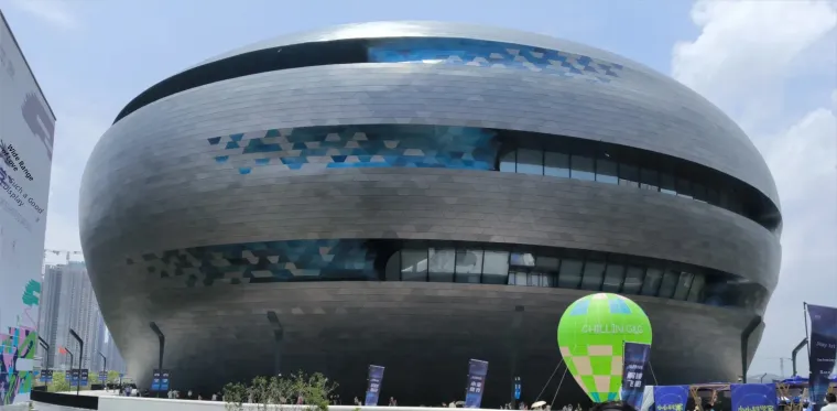 Shenzhen's New Science Museum: Instant Regret. Just Don't. 1