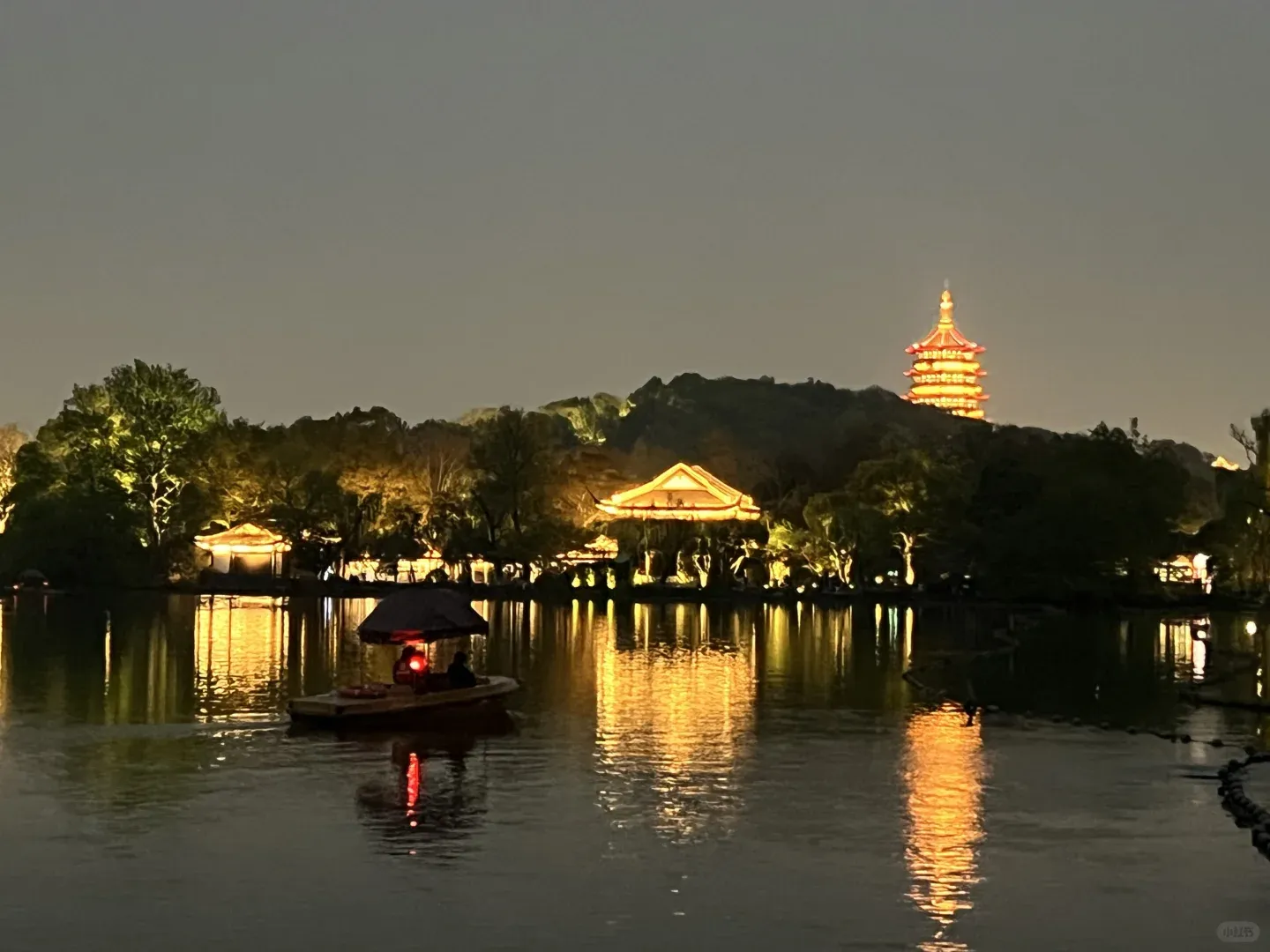 Call Me Crazy, But Hangzhou Totally Outshines Kyoto. 1